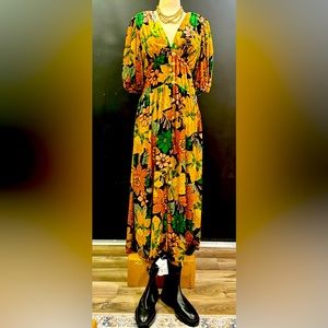 FARM RIO FLORAL MAXI DRESS SIZE medium